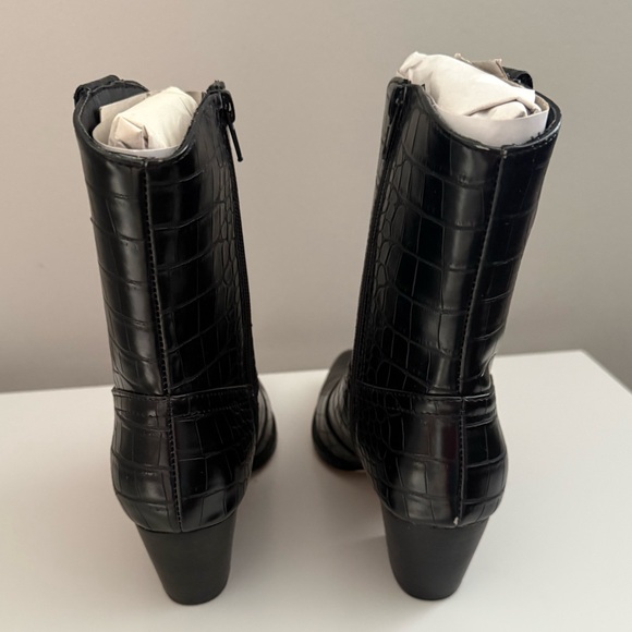 Coconuts by Matisse Black Bambi Western 6M Booties Brand New - Picture 4 of 11